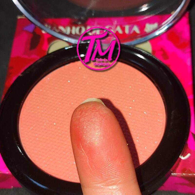 blush banho de caga no dedo amostra