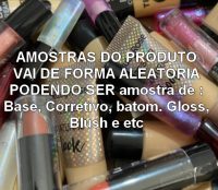 amostra de produtos de maquiagem brinde