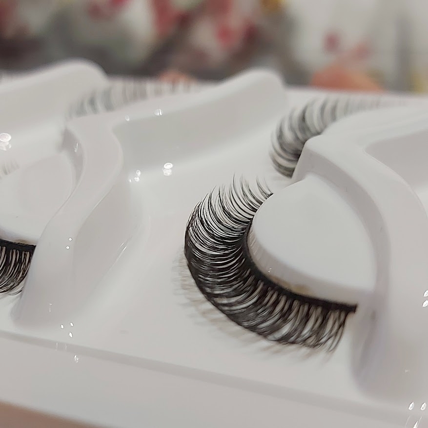 Cartela de Cílios Postiços 5 pares estilo Russo Curvadinho 017 - Imagem 5